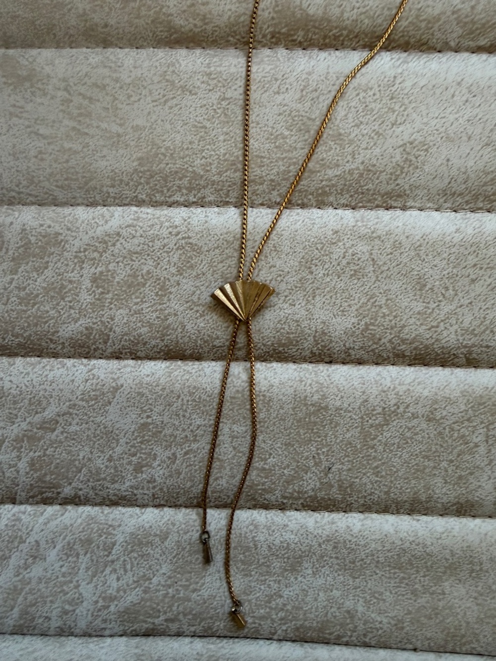 Vintage 80s Gold Fan Lariat Necklace Art Deco Slide Bolo Chain